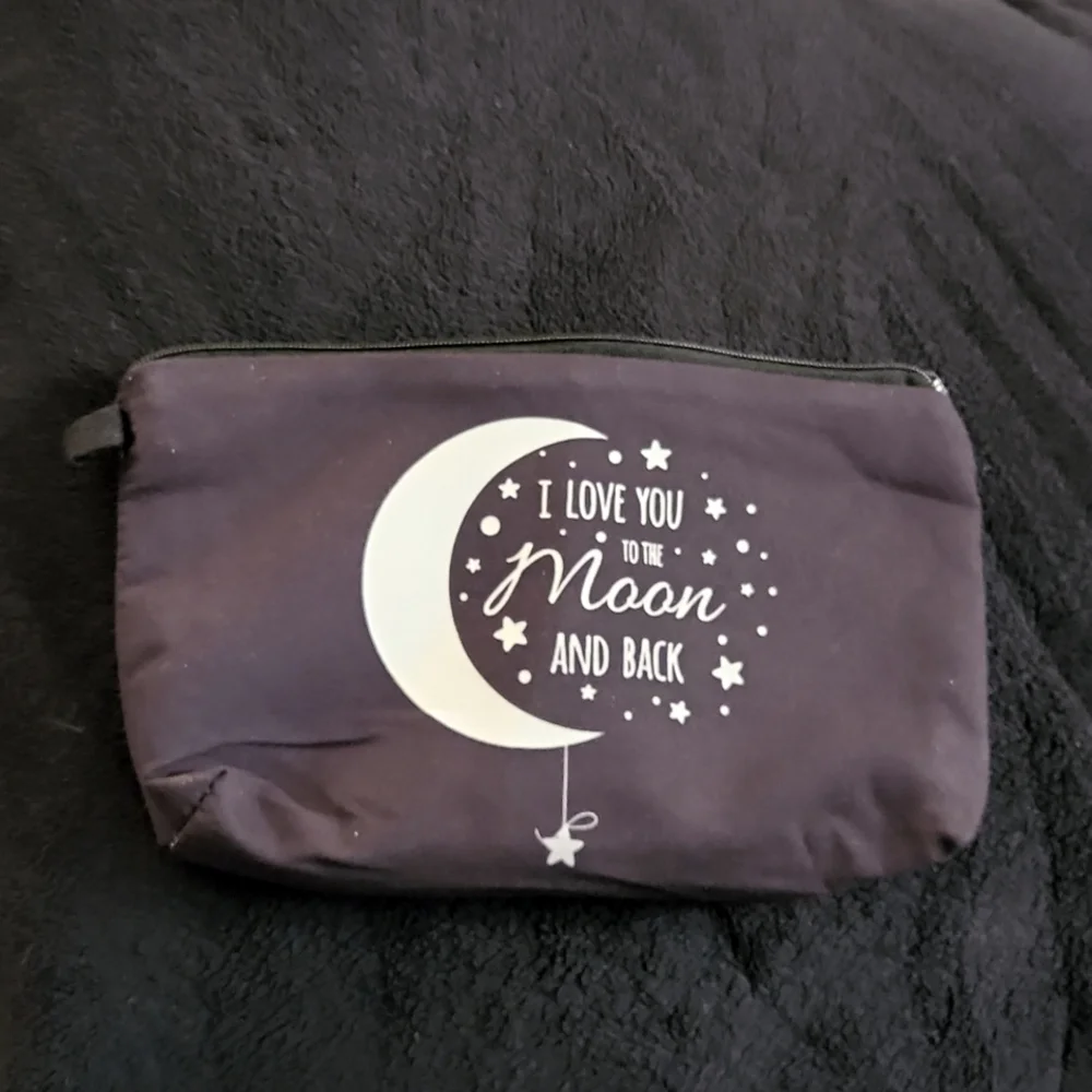 NEW- Cosmetic bag- 